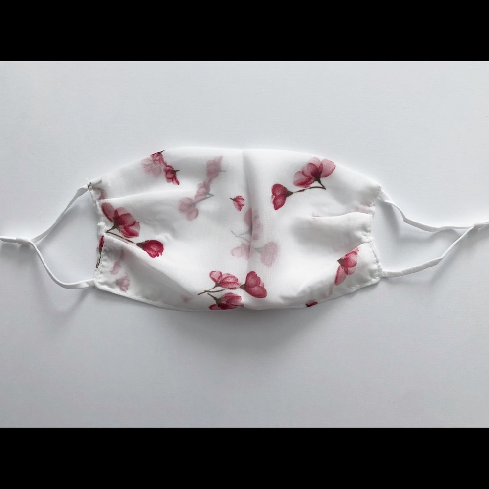 ❗️❗️SOLD❗️❗️WASHABLE AND REUSABLE FACE MASK